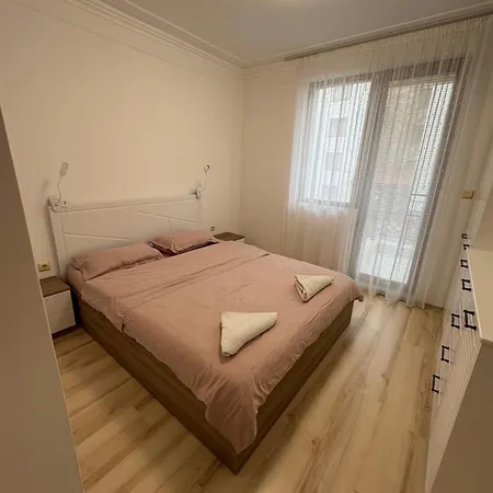 Apartament Apolon 9 *